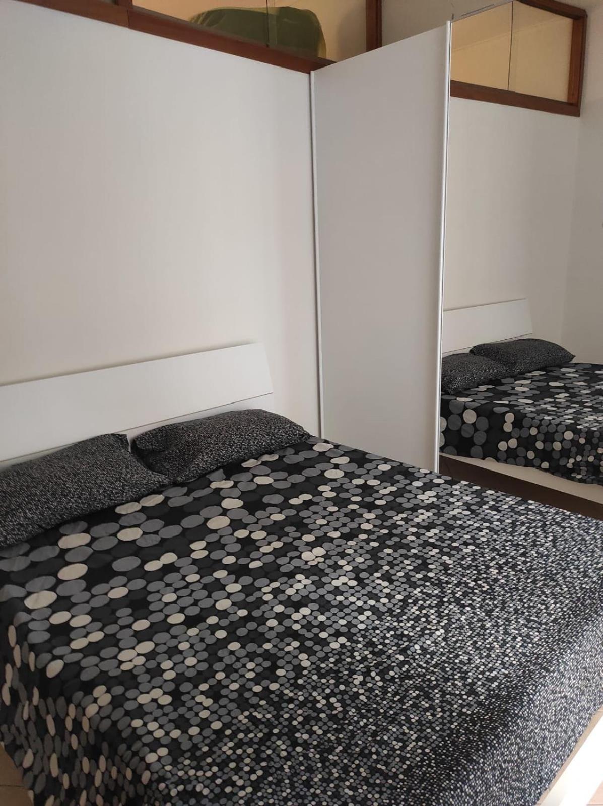 Nardones23 Apartment เนเปิลส์ ภายนอก รูปภาพ